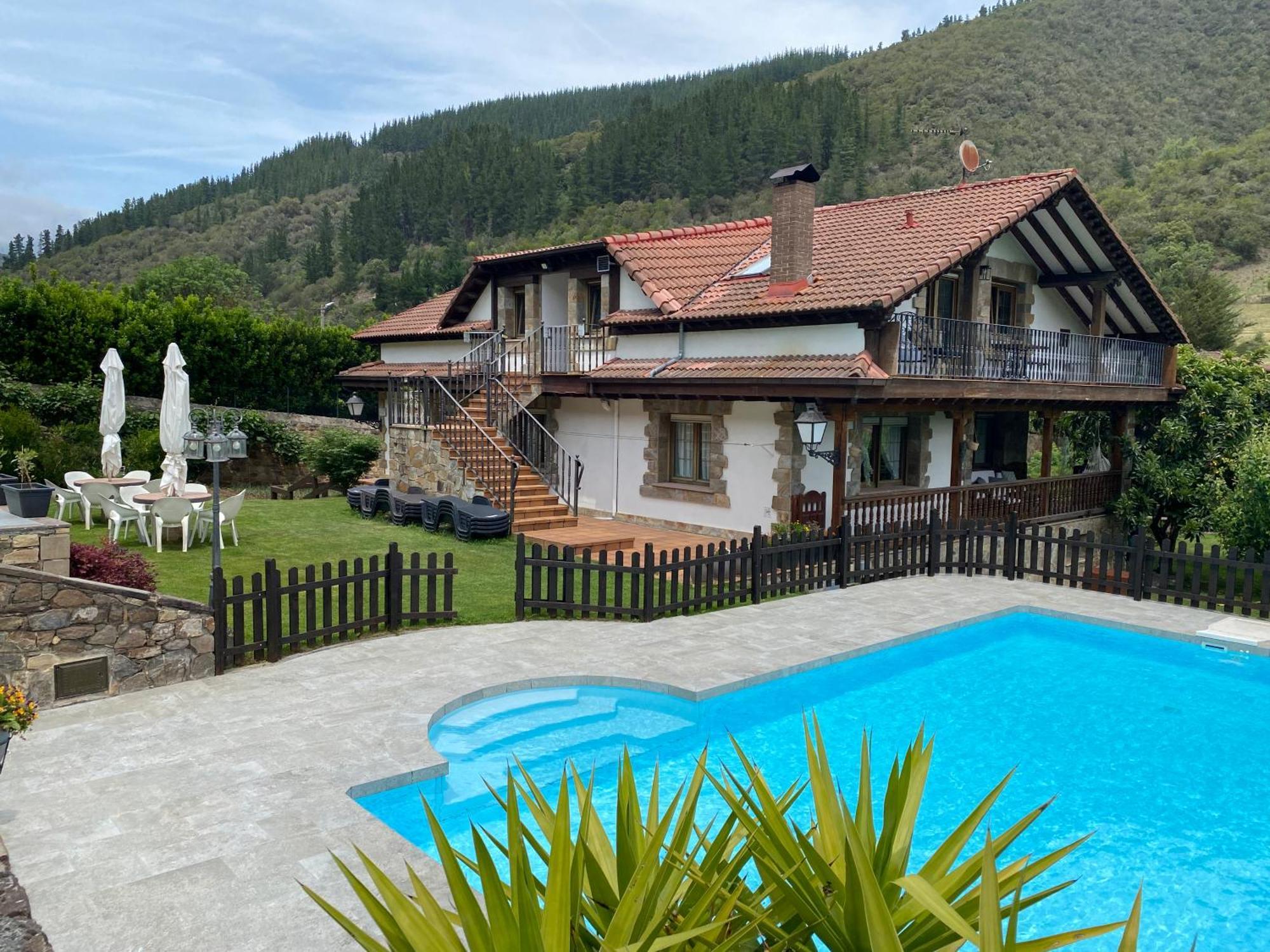 Apartamentos Rurales Valverde Potes Exterior photo